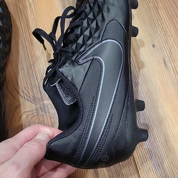 Nike tempo soccer cleats - Picture 5 of 6